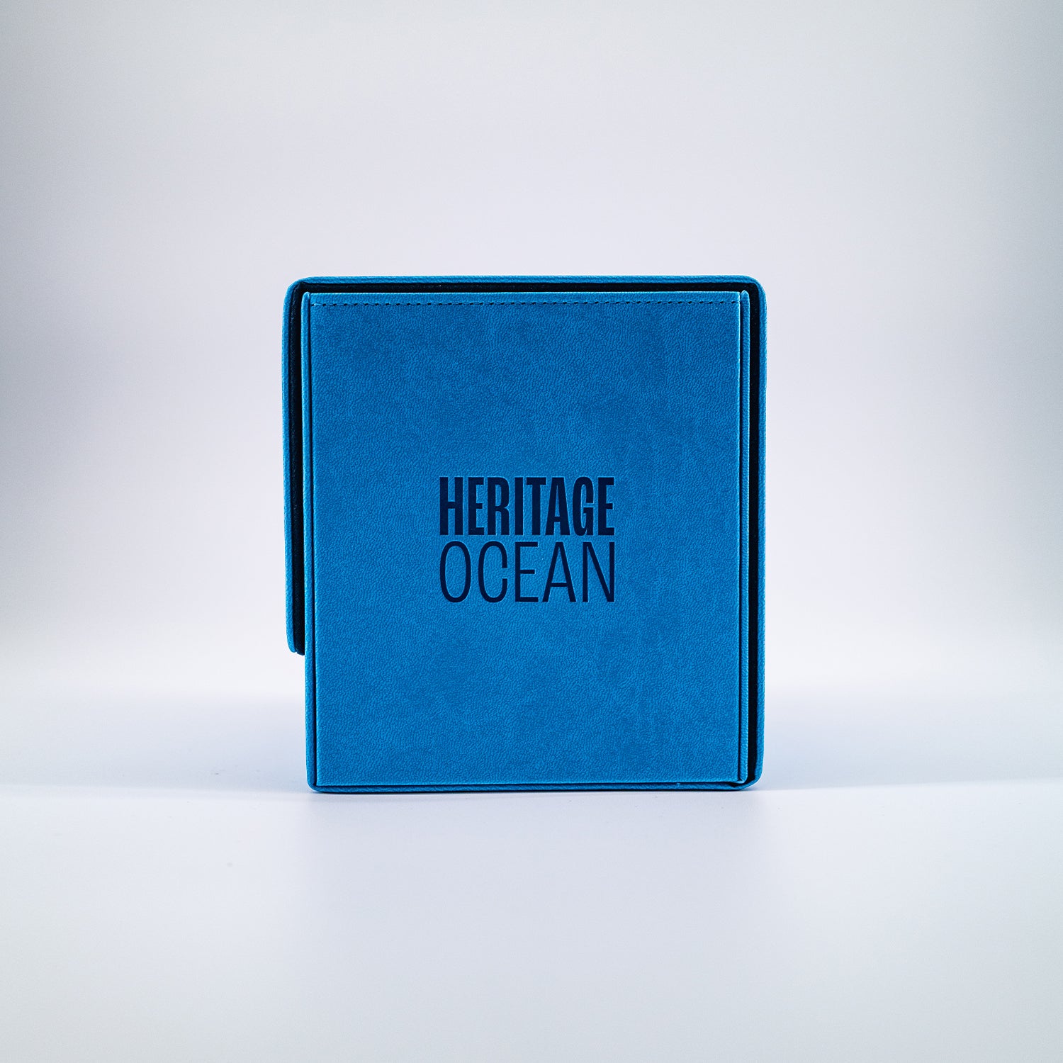 Gem.Eleven  Heritage Ocean – Box für 20 gegradete Karten